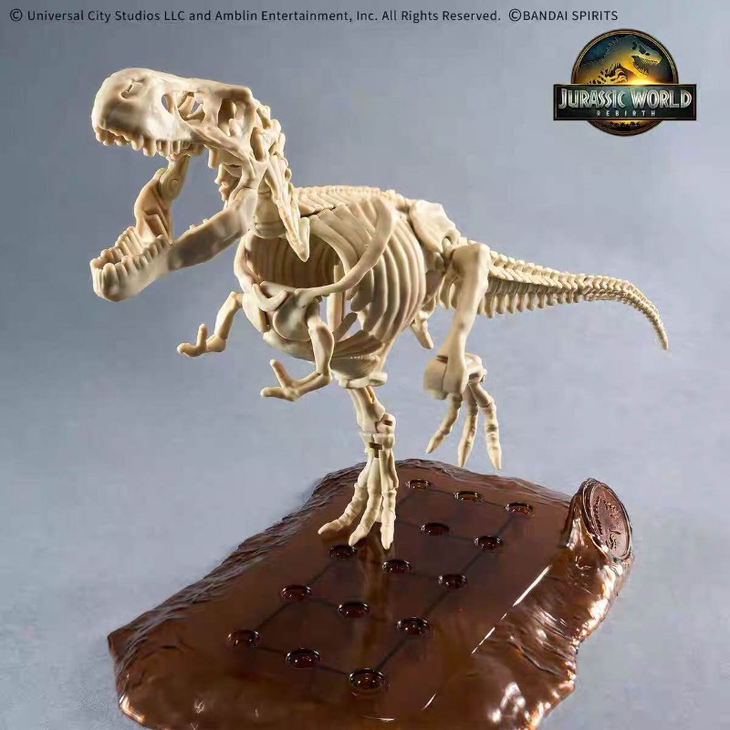 Model Kit Dinosaur Bandai - مجموعة نماذج هياكل الديناصورات من بانداي