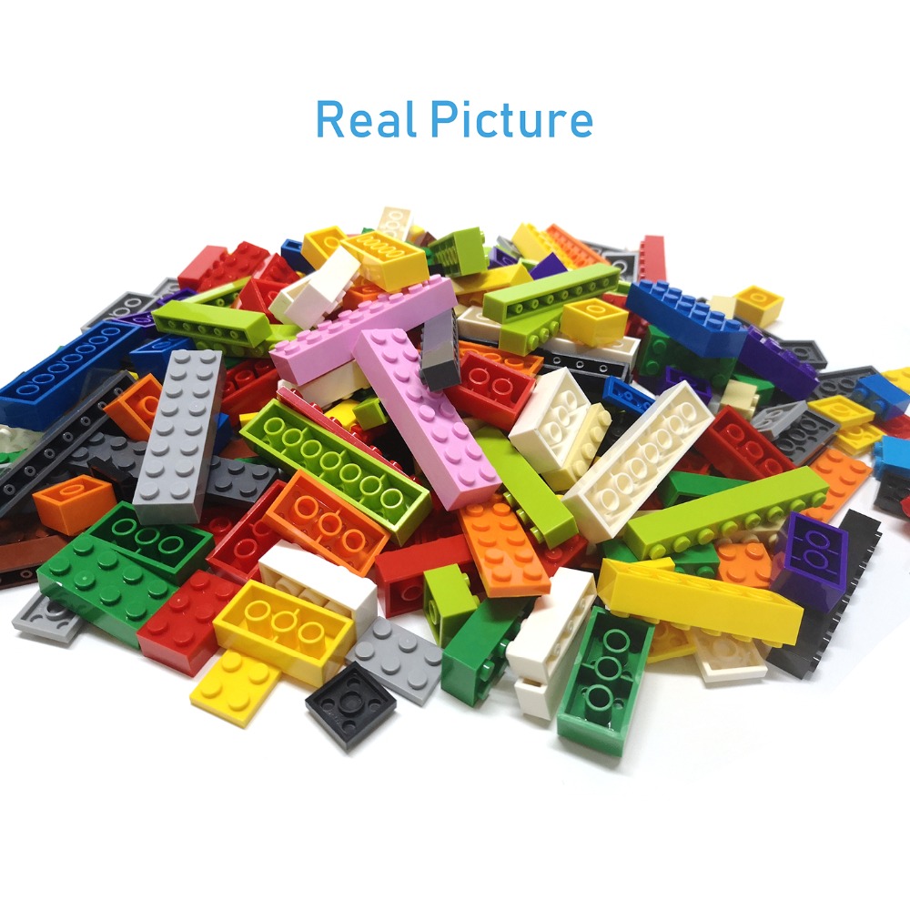 200 قطعة 2x4 نقطة لتقوم بها بن - مراجعة Lego Set Creator وسعره