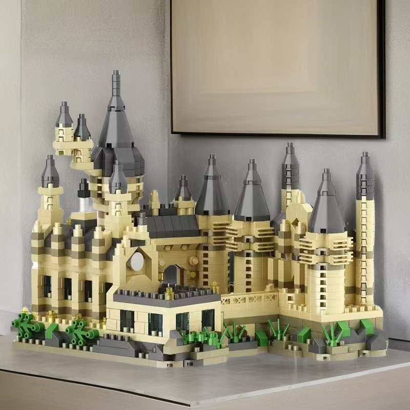 1851 قطعة من مكعبات بناء نموذج - مراجعة Model Kit Harry Potter وسعره