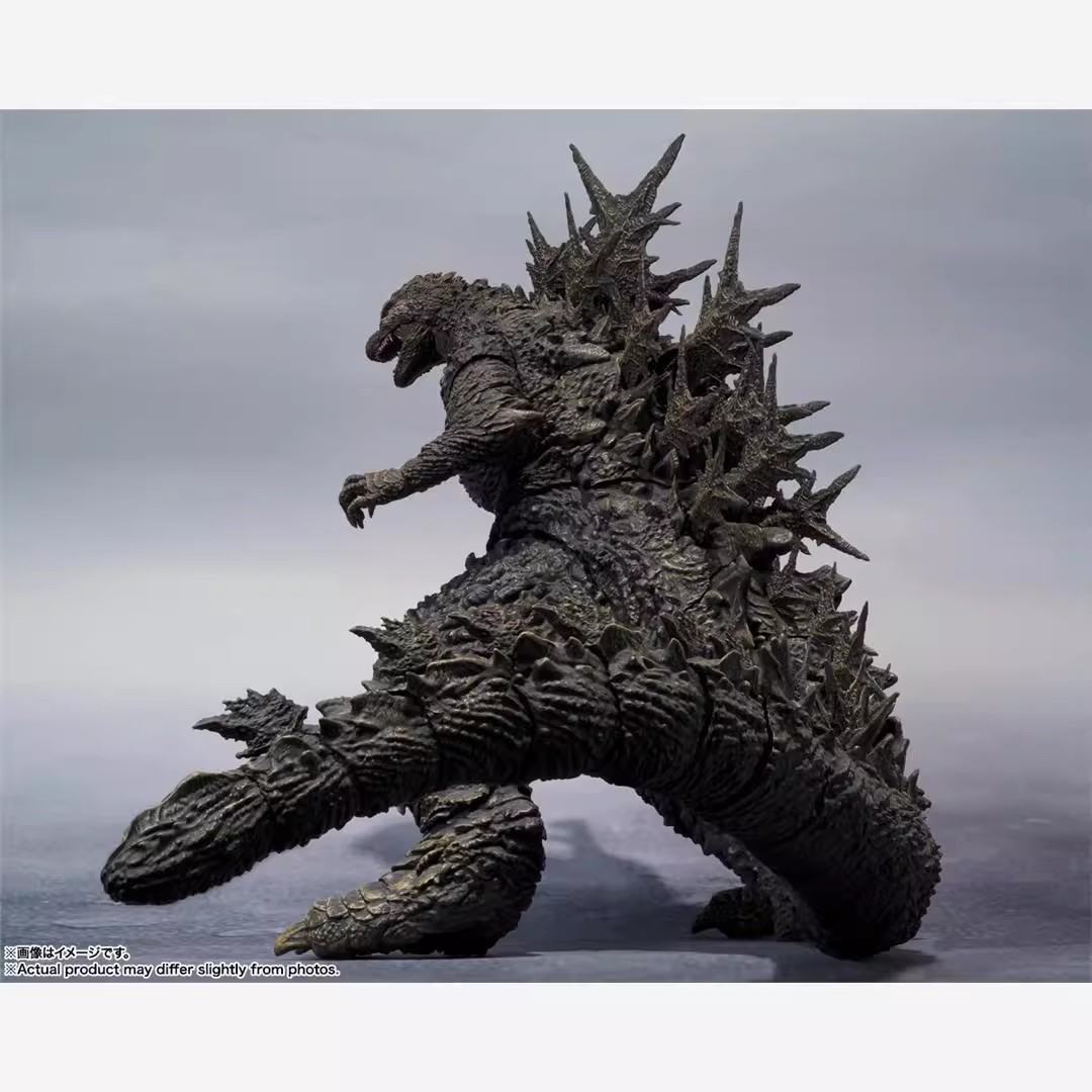 20 سنتيمتر Godzilla ناقص واحد  - مراجعة Model Kit Medabots وسعره