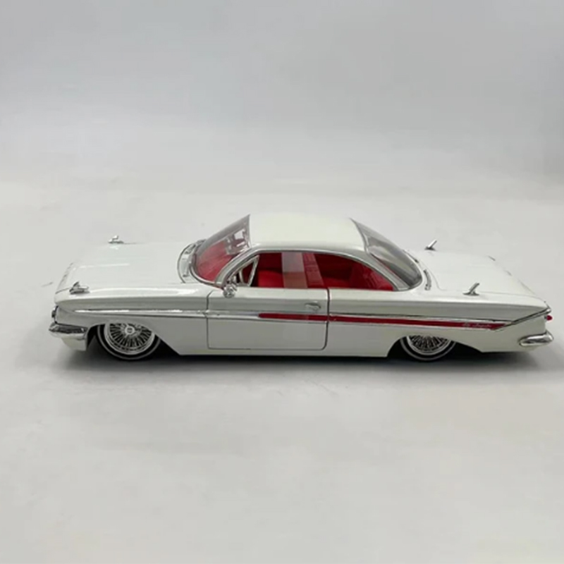 جادا 1:24 مقياس 1961 إمبالا سب - مراجعة Model Kit Mustang وسعره
