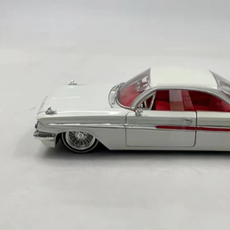جادا 1:24 مقياس 1961 إمبالا سب - مراجعة Model Kit Mustang وسعره