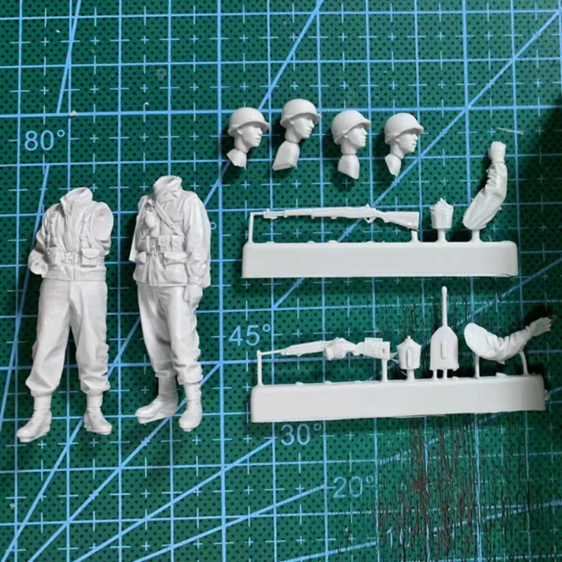 1/35 مقياس الراتنج نموذج لجسم  - مراجعة Model Kit Reshiram وسعره